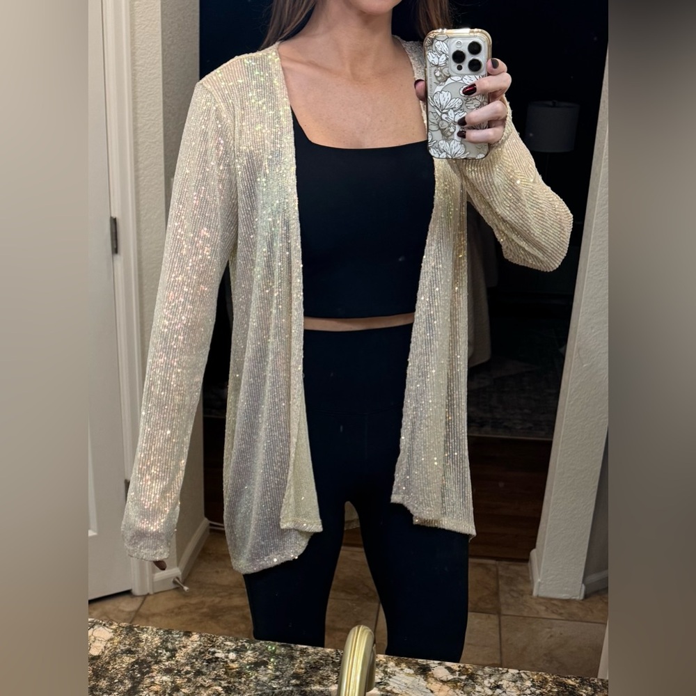 AKIRA sequin cardigan